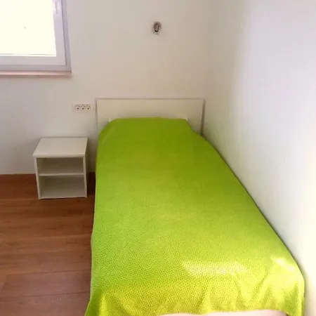 アパート Mestrovic *