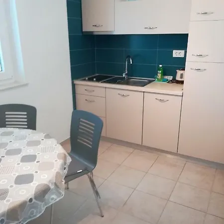 アパート Mestrovic *