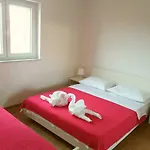 Mestrovic Apartman *