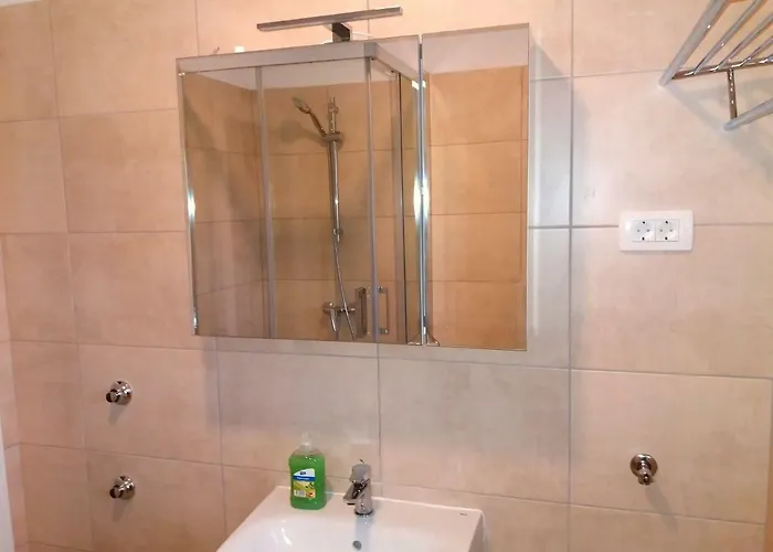 Mestrovic Lägenhet Lopar