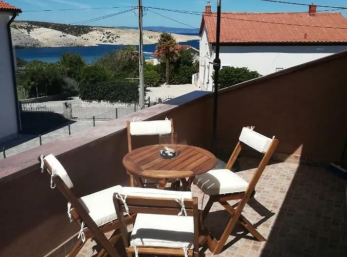 Lägenhet Mestrovic Lopar